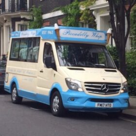 Piccadilly Whip